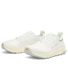 Altra Men's Olympus 6 Sneaker in White/White
