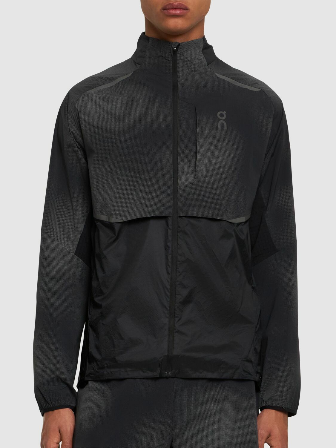 On オン Weather Jacket Lumos Men's Weather Jacket Lumos: Water Repellent & Windproof | On