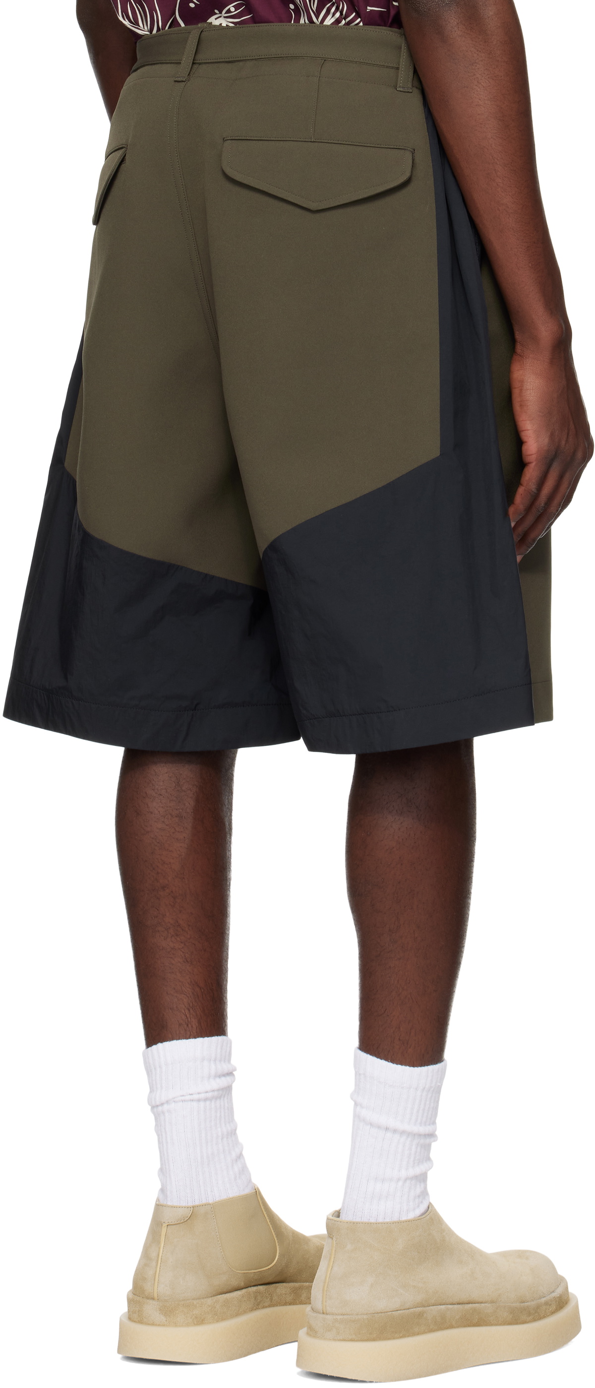 ✨美品✨24ss✨sacai✨Cotton Gabardine Shorts ✨美品✨24ss✨sacai✨Cotton Gabardine Shorts - メルカリ