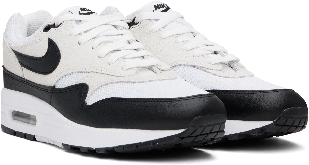 nike air shoes white and black