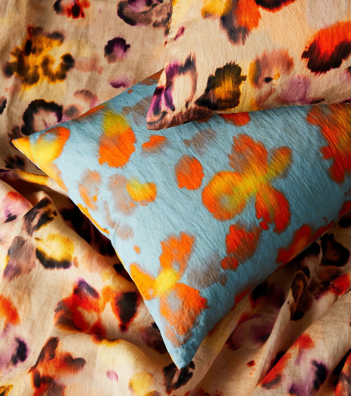 The House of Lyria Lentisco floral cushion