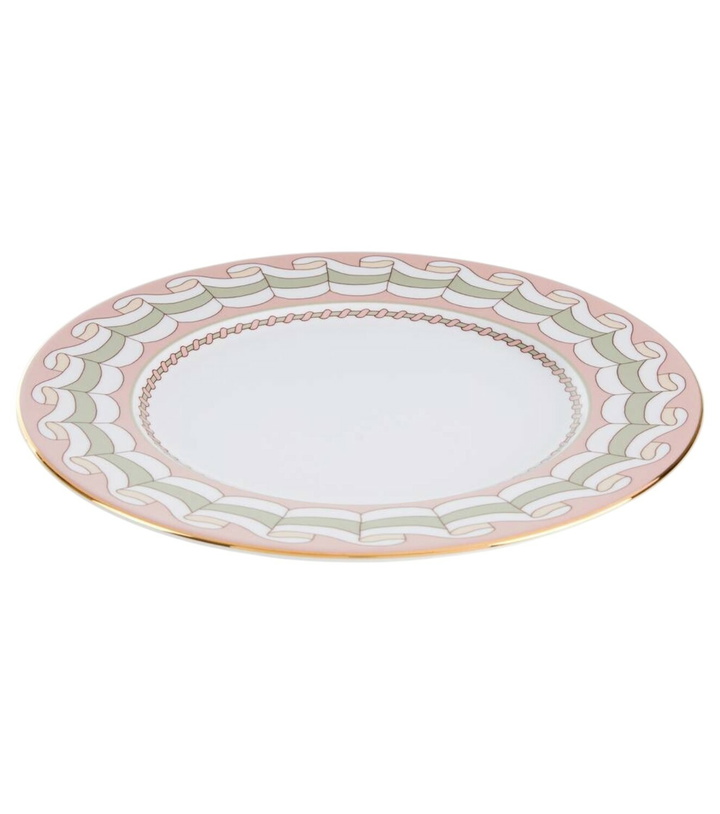 Photo: La DoubleJ Poseidon Dusty Pink charger plate