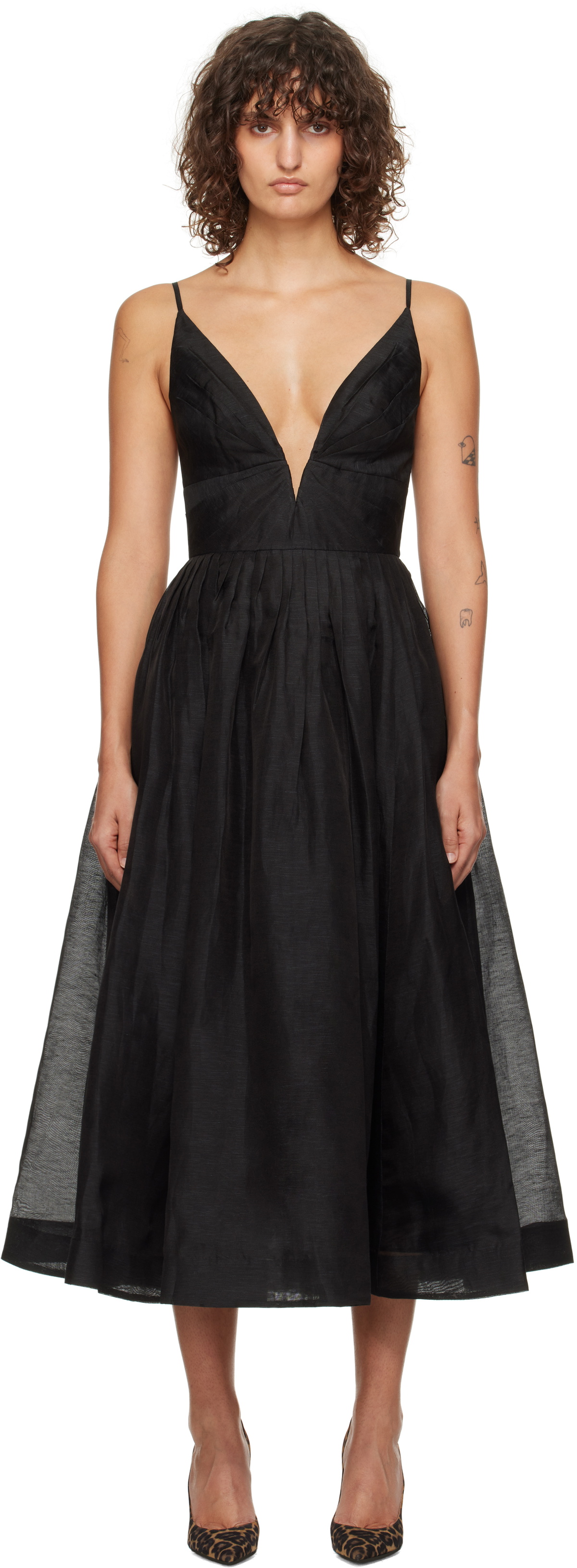 【送料&関税込】Zimmermann V Neck Midi Dress ZIMMERMANN Black Illustration V-Neck Midi Dress Zimmermann
