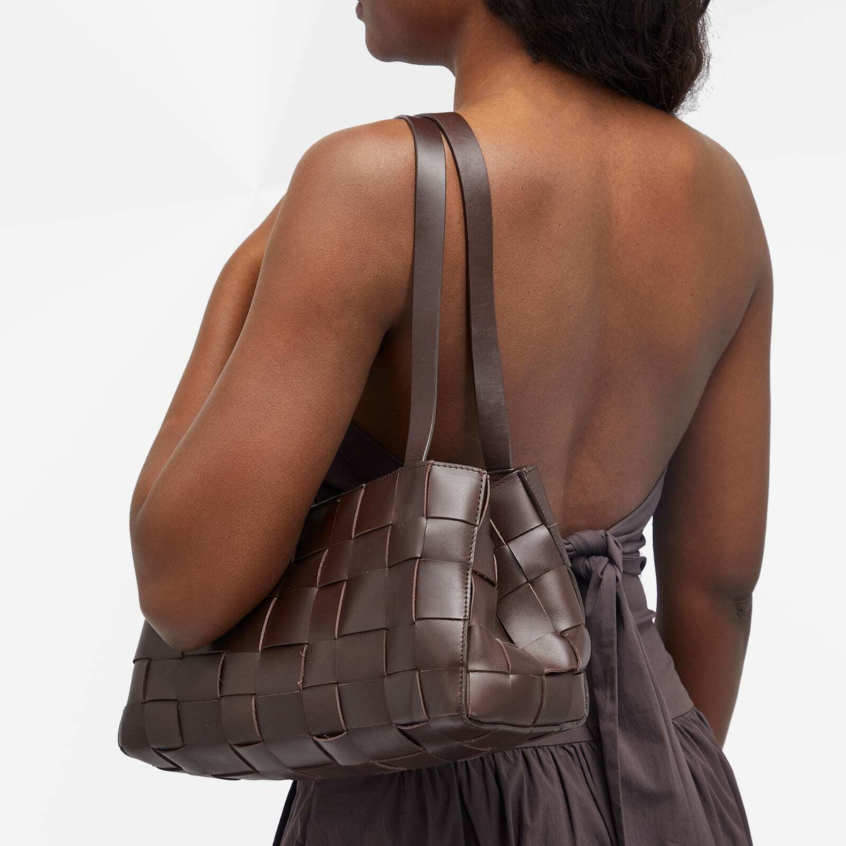 ST. Agni Women's Slim Woven Tote in Chocolate 