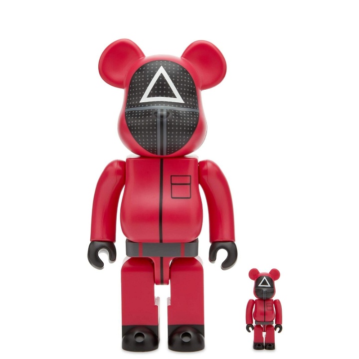 Photo: Medicom Be@rbrick Squid Game Guard △ in 100% 400%/Red