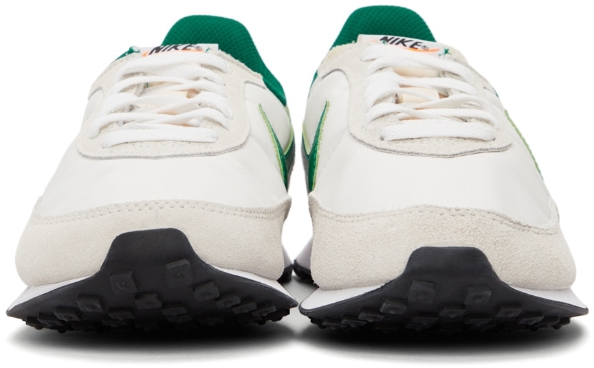 Nike White & Green Waffle Trainer 2 Sneakers Nike