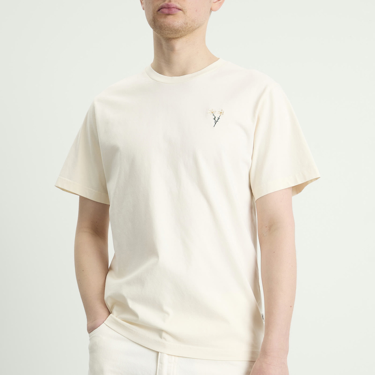 Foret Men's Posy T-Shirt in Cloud