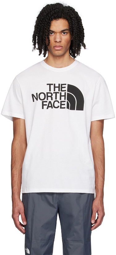 The North Face Short Sleeve Mountain Outline T-Shirt, TNF Black / White