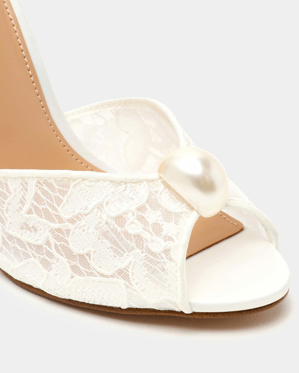 Steve Madden Priyaa-P Heels in White