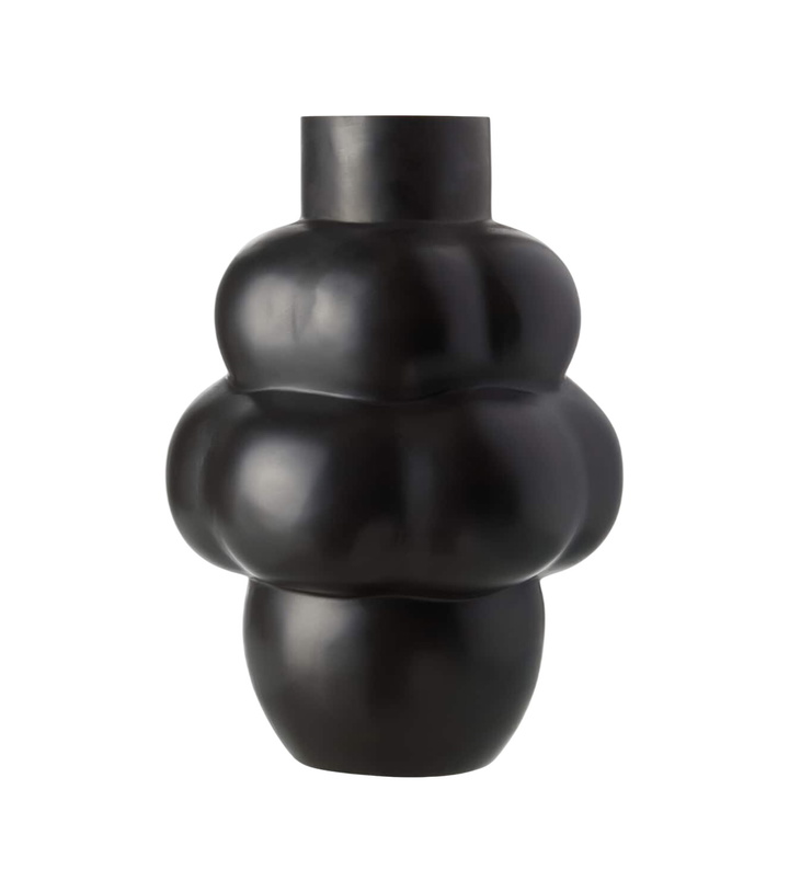 Photo: Louise Roe Balloon Object 001 steel vase