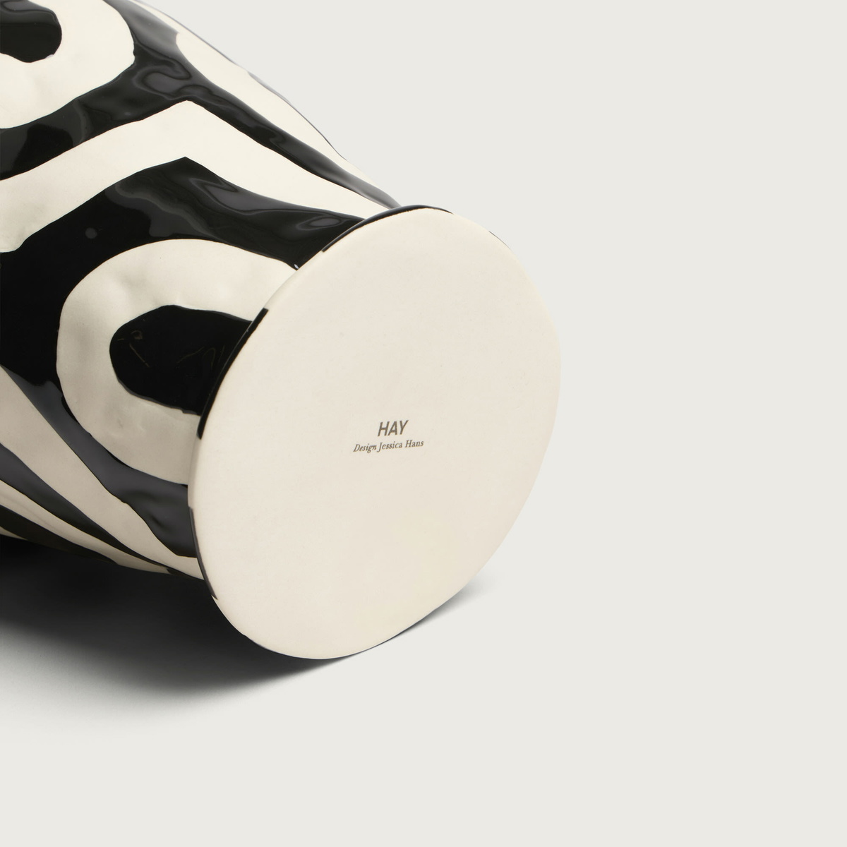 HAY Jessica Hans Shadow Vase in Black/White