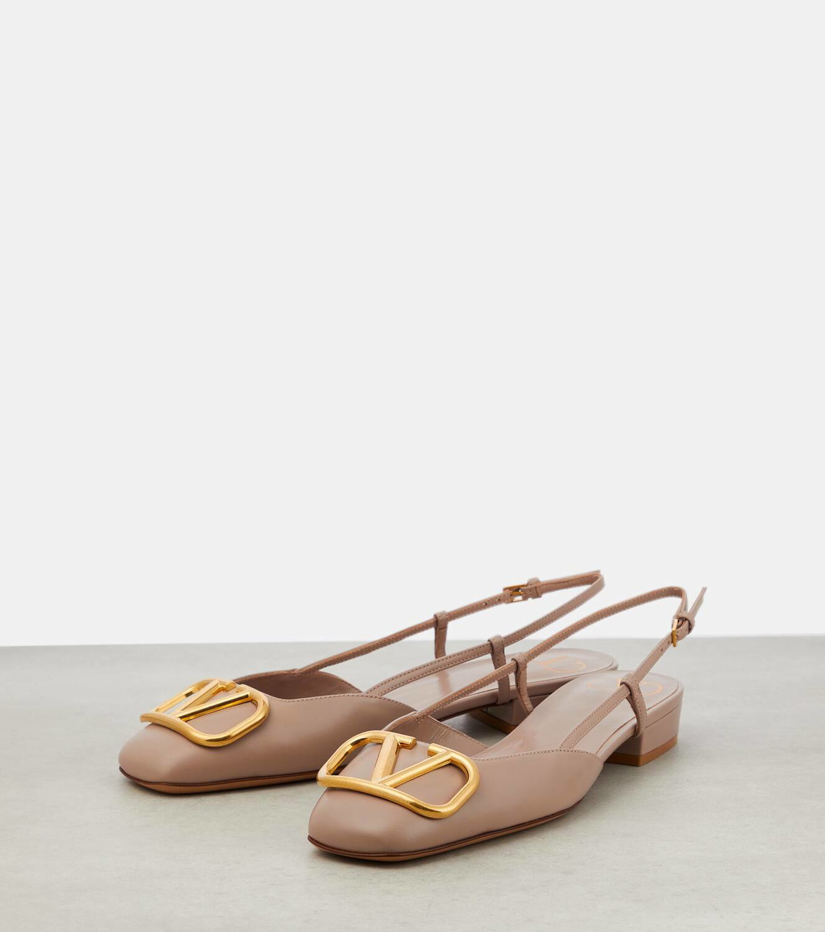 【関送込】VALENTINO GARAVANI◆LEATHER FLAT 0400024206992_BLACK?wid=600&