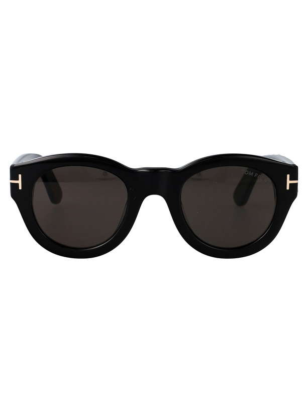 Photo: Tom Ford Eyewear Lucinda Sunglasses