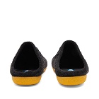 Guru's Roomshoes Men's Gurus Roomshoes Quilted Houseshoe in Black/Lime