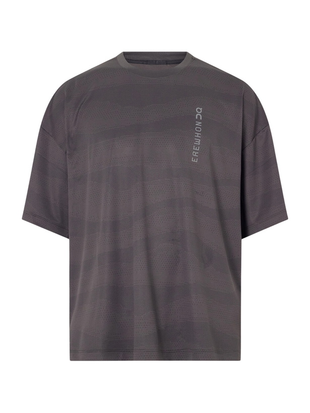 Photo: On - Erewhon Performance-T Jersey T-Shirt - Gray