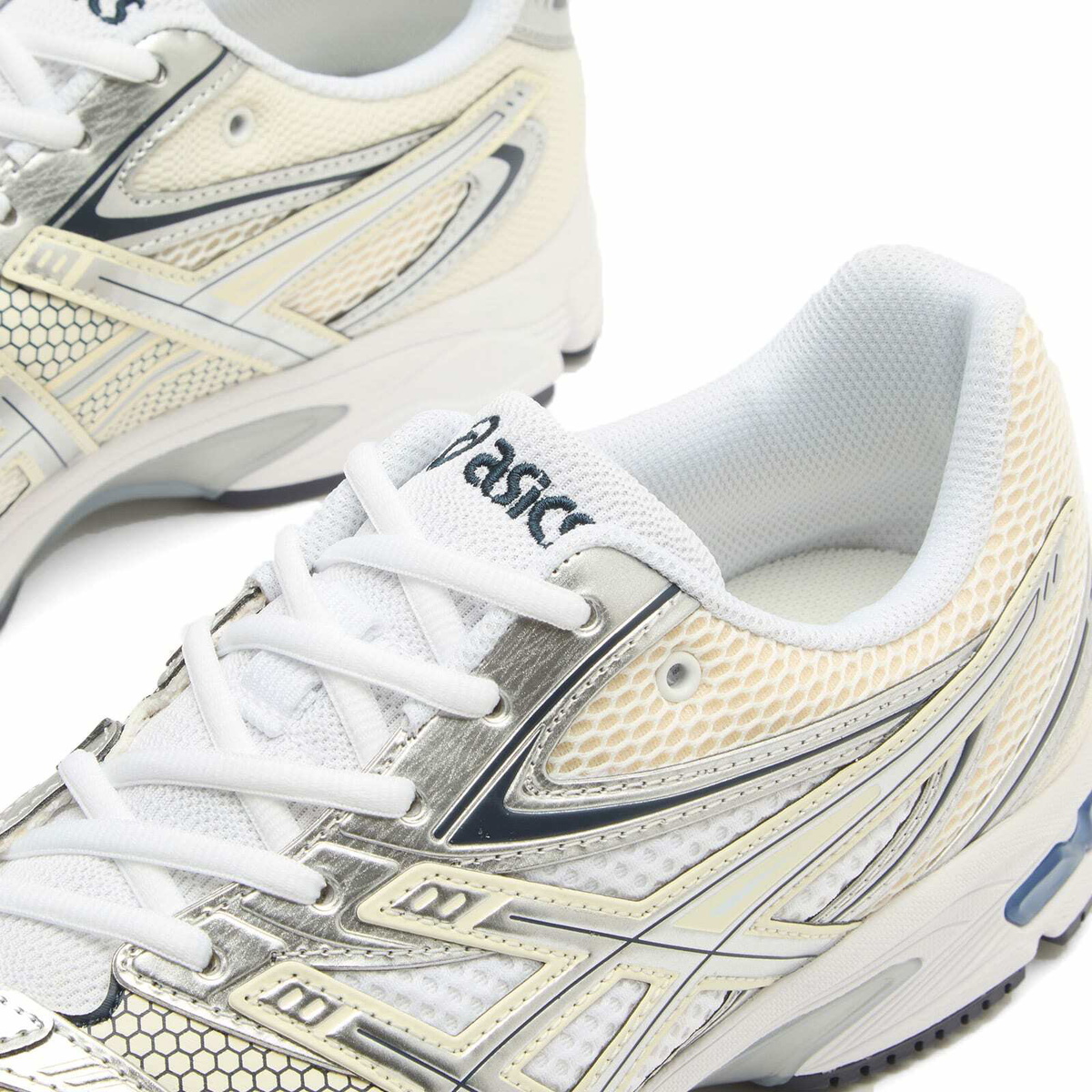 Asics Gel-Ds 14 Sneakers in White/Midnight