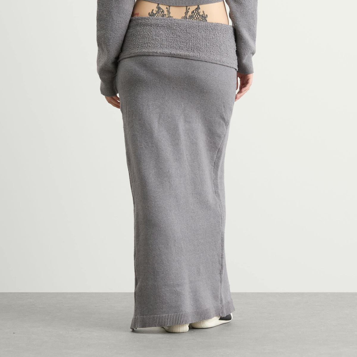 SKIMS Women's Textured Knit High Slit Long Skirt in Dark Heather Grey