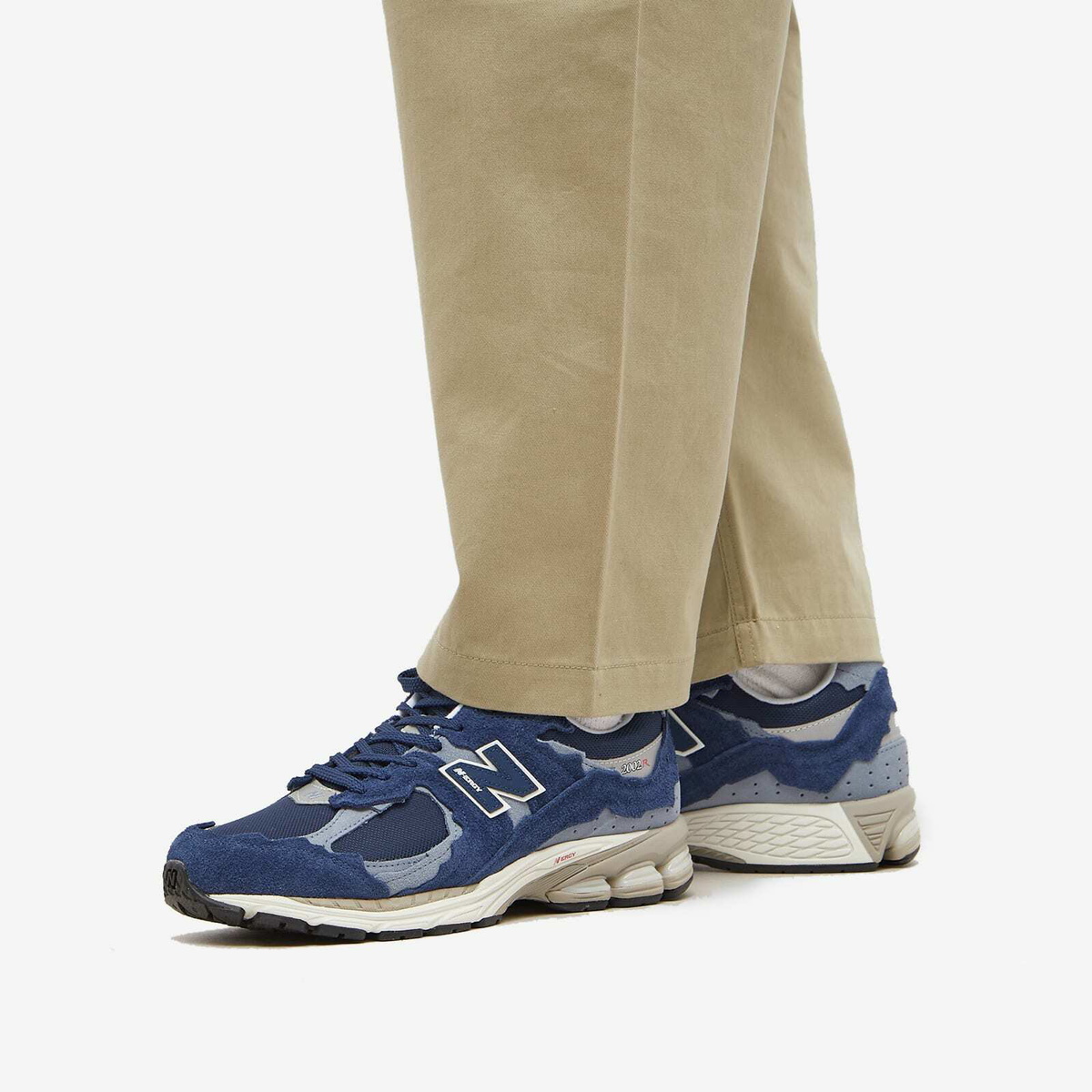 New Balance Men's M2002RDK Sneakers in Nb Navy New Balance