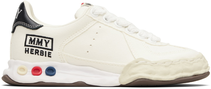 Photo: Maison MIHARA YASUHIRO White Herbie OG Sole Canvas Low-Top Sneakers