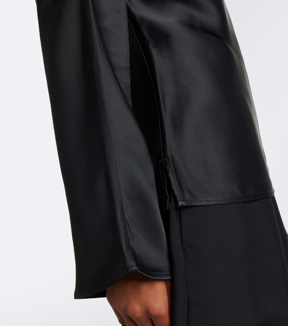 Róhe Satin blouse