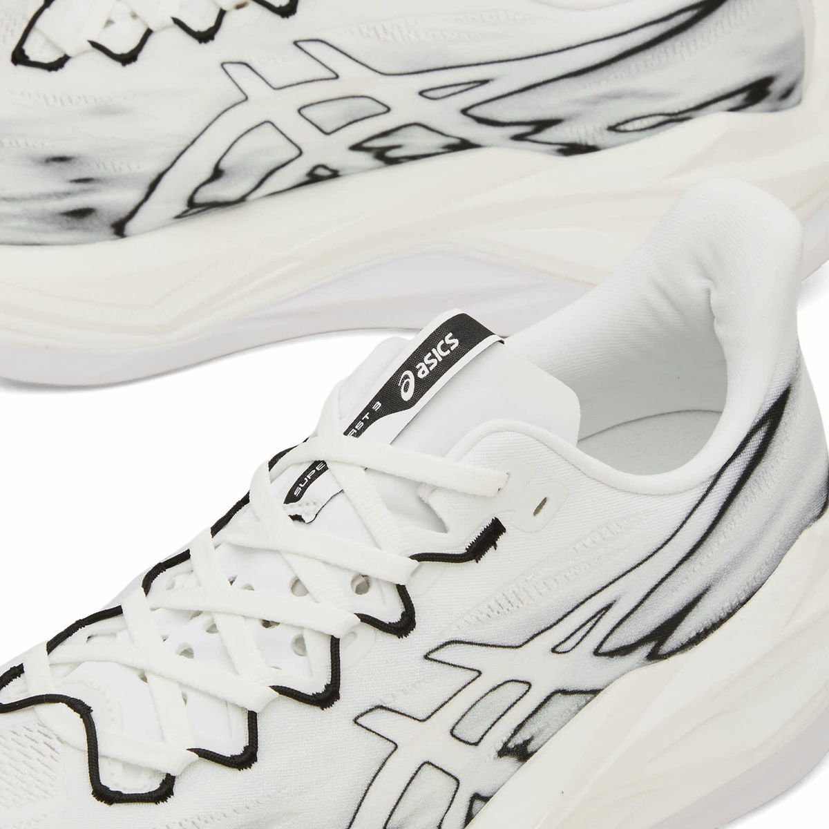 Asics Running Asics Superblast 3 Sneaker in White/Black