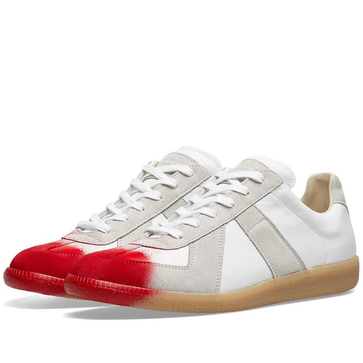 Photo: Maison Margiela 22 Spray Paint Replica Sneaker