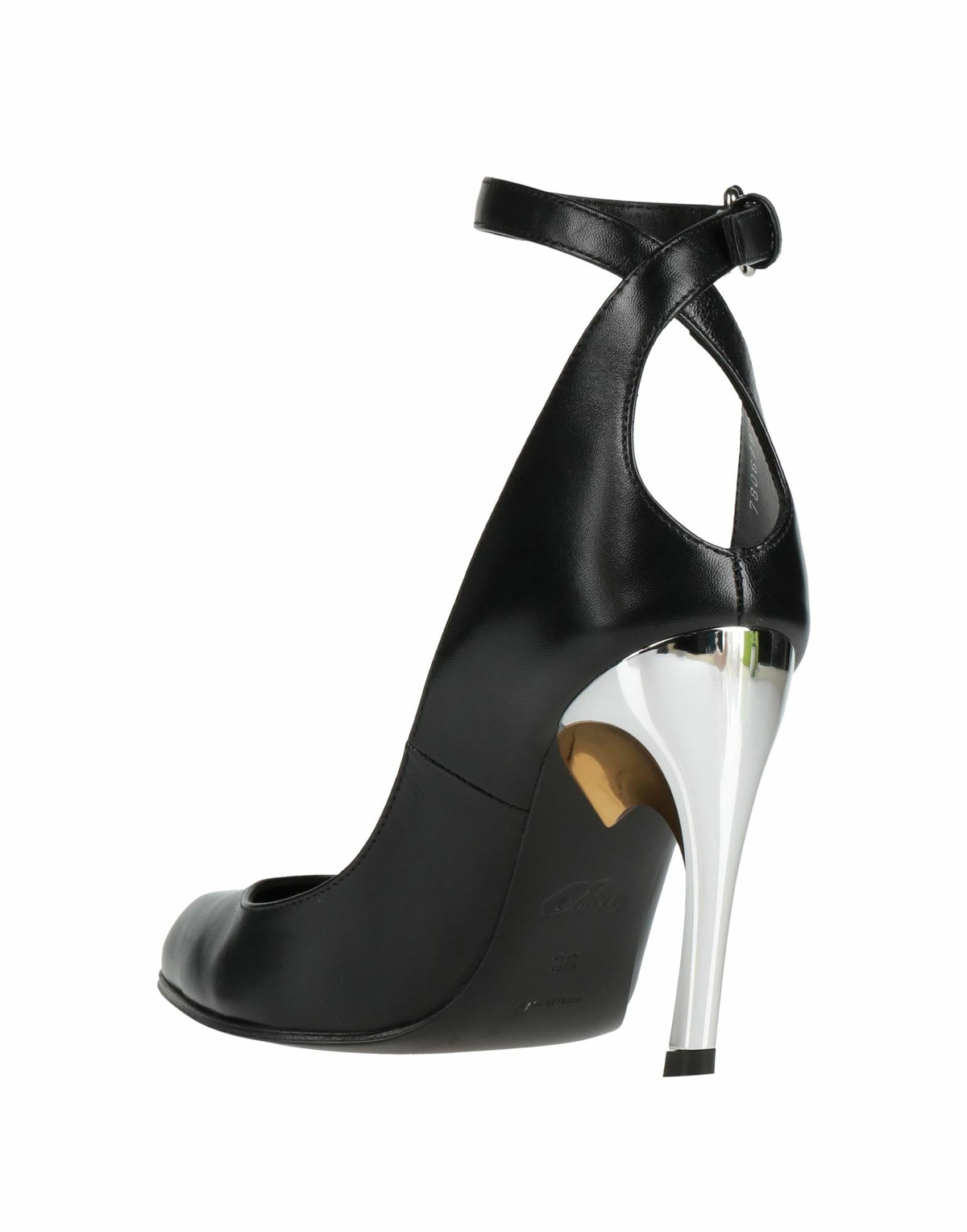 Mcqueen Womens Pumps in Black