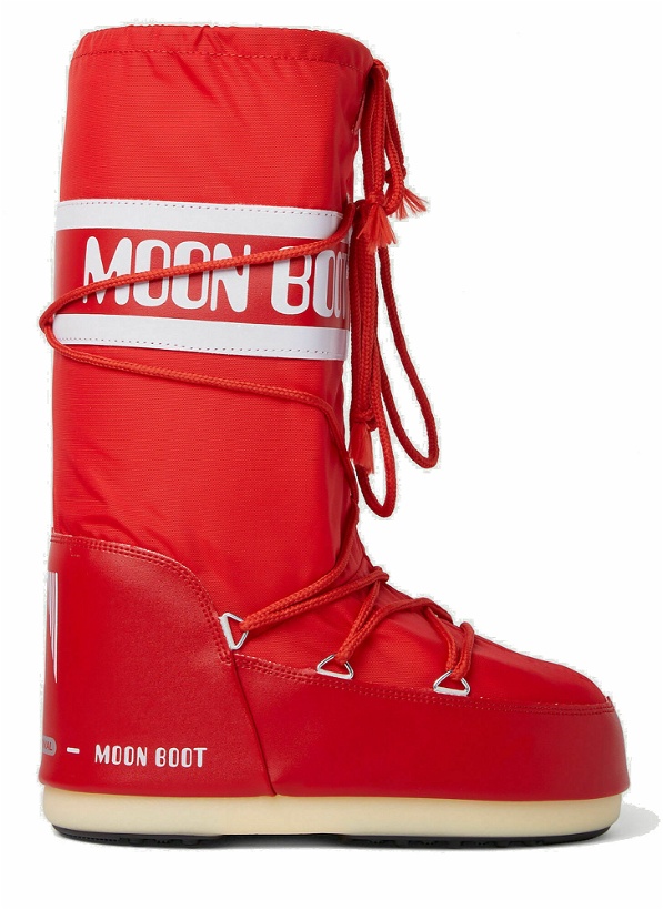 Photo: Icon Snow Boots in Red