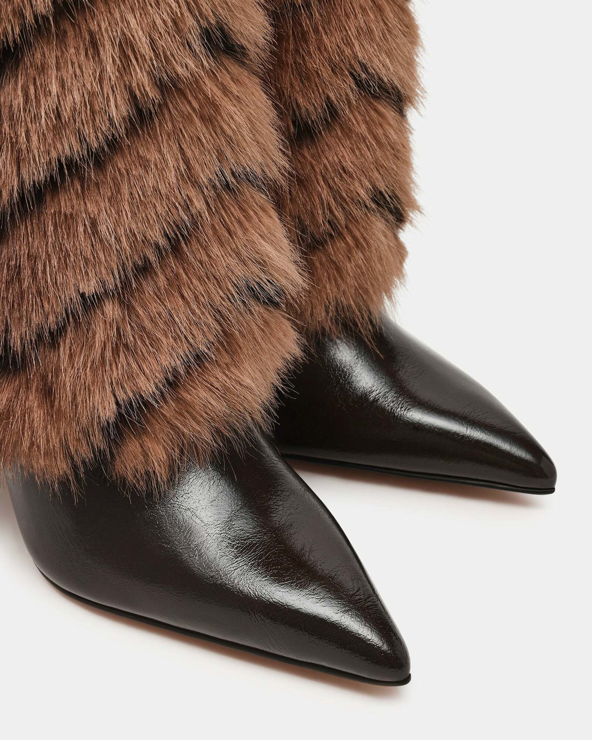 Steve Madden Iconn Boots in Tan