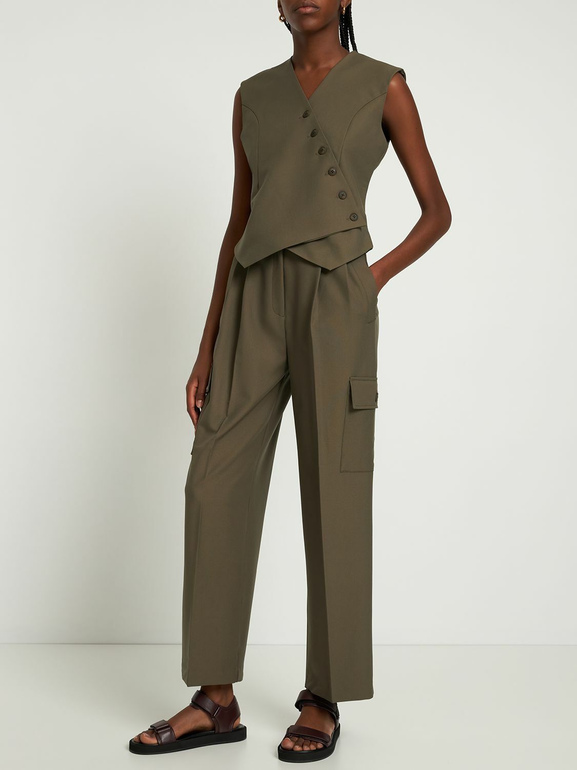 【関税込み】The Frankie Shop カーキ Maesa トラウザーズ THE FRANKIE SHOP Maesa Trousers | endource