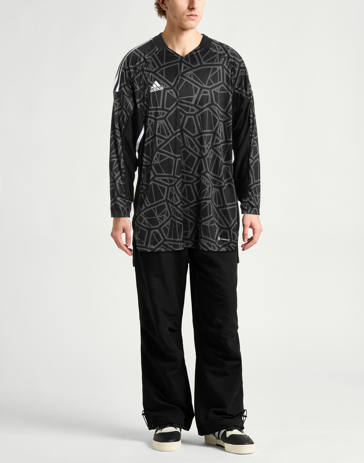Adidas Mens T-shirt in Black