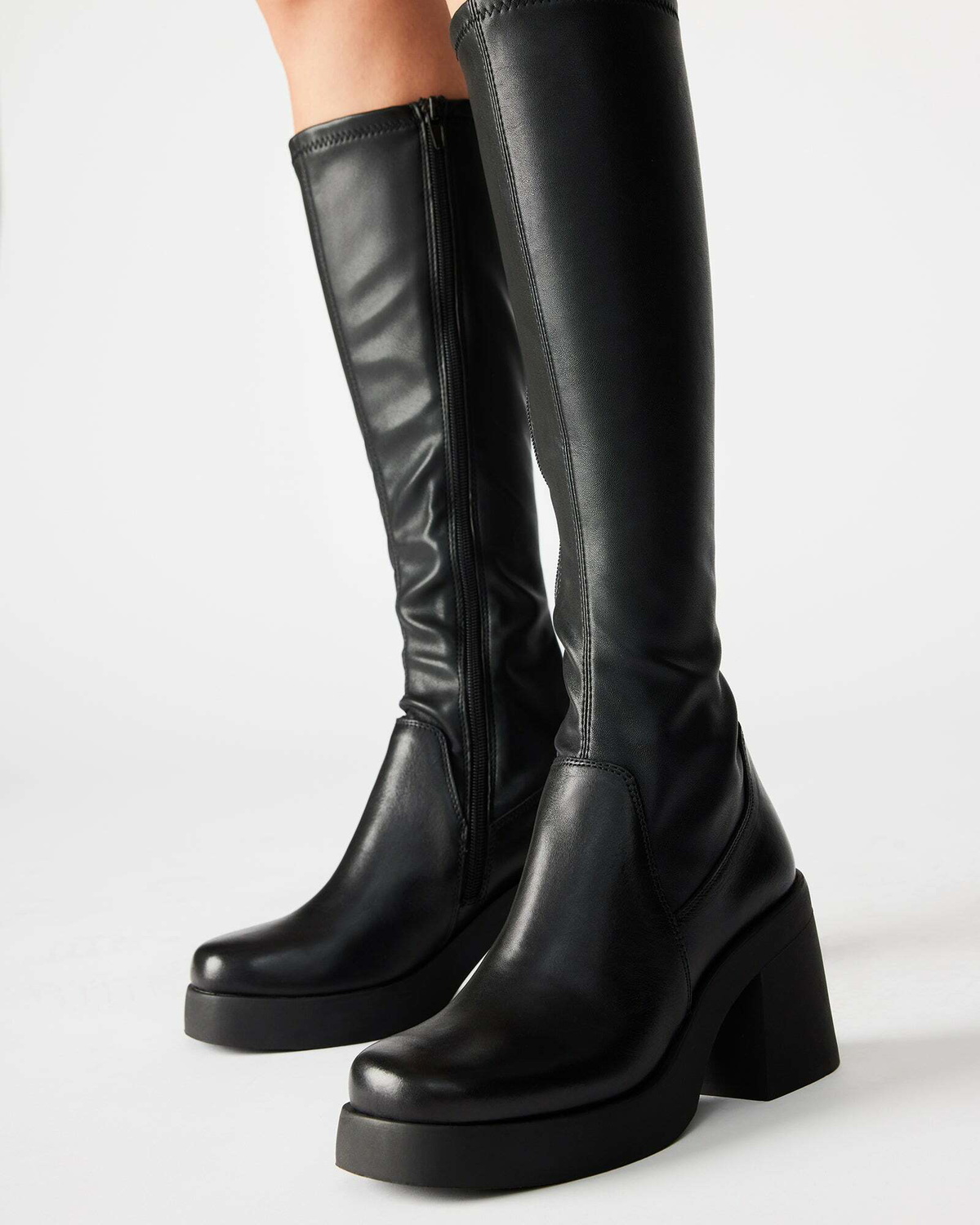 Steve Madden Berkleigh Boots in Black