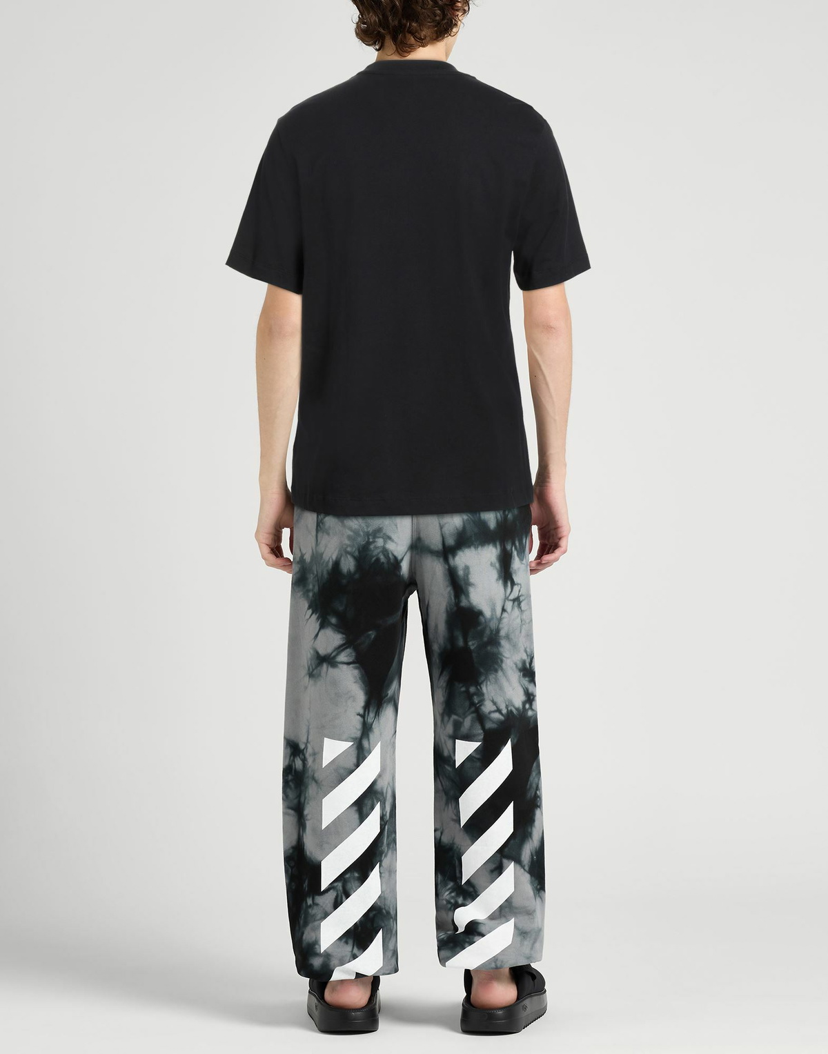Amiri Mens T-shirt in Black