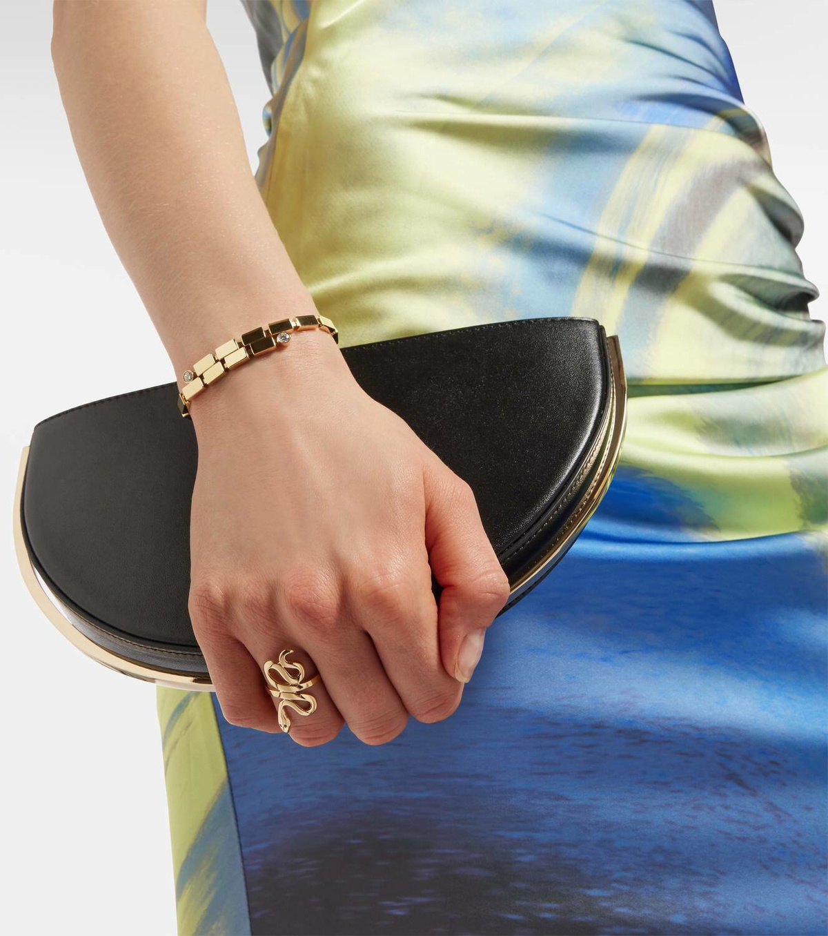Ileana Makri 18kt gold ring with emeralds