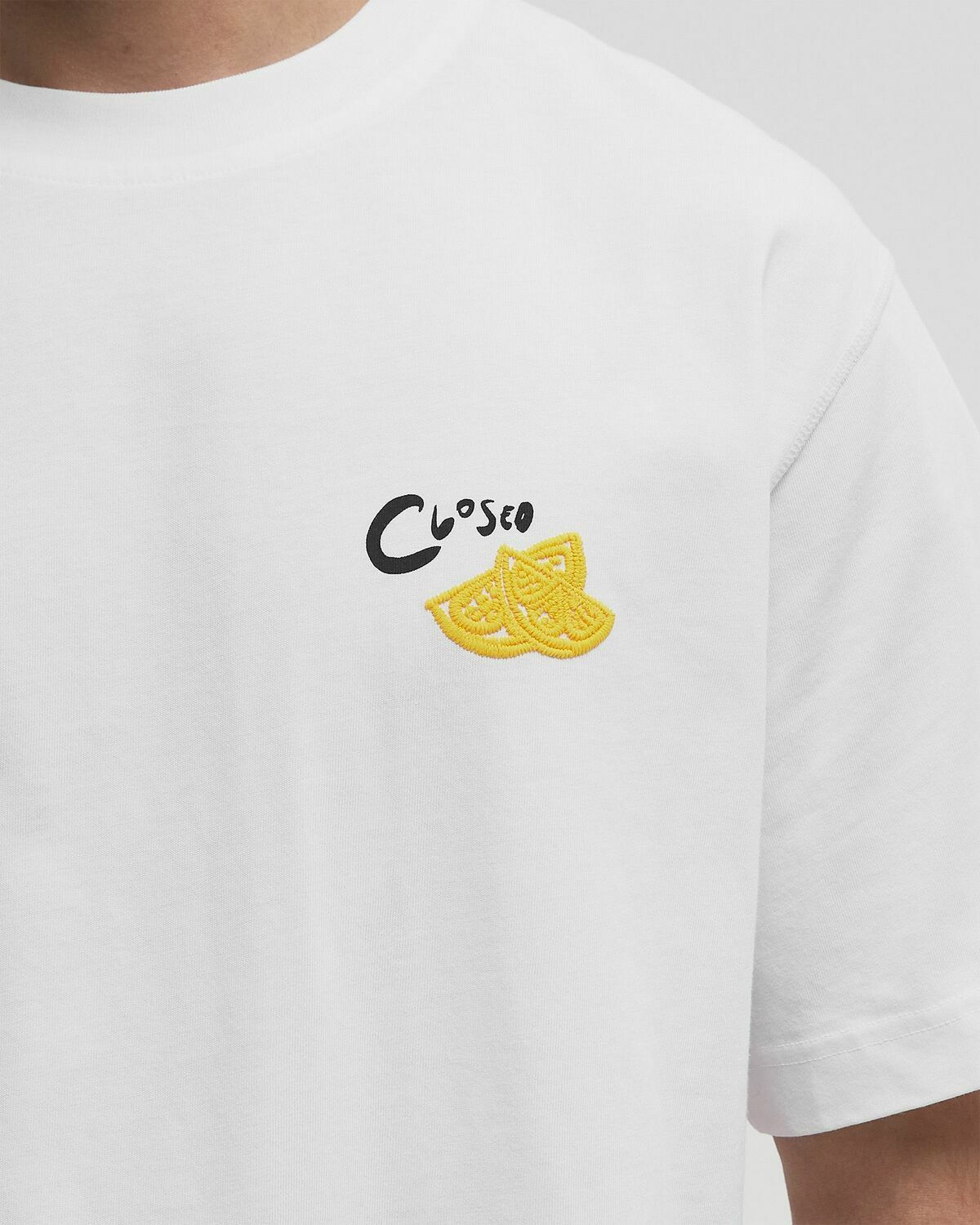 CLOSED EMBROIDERED TEE White Mens Shortsleefe