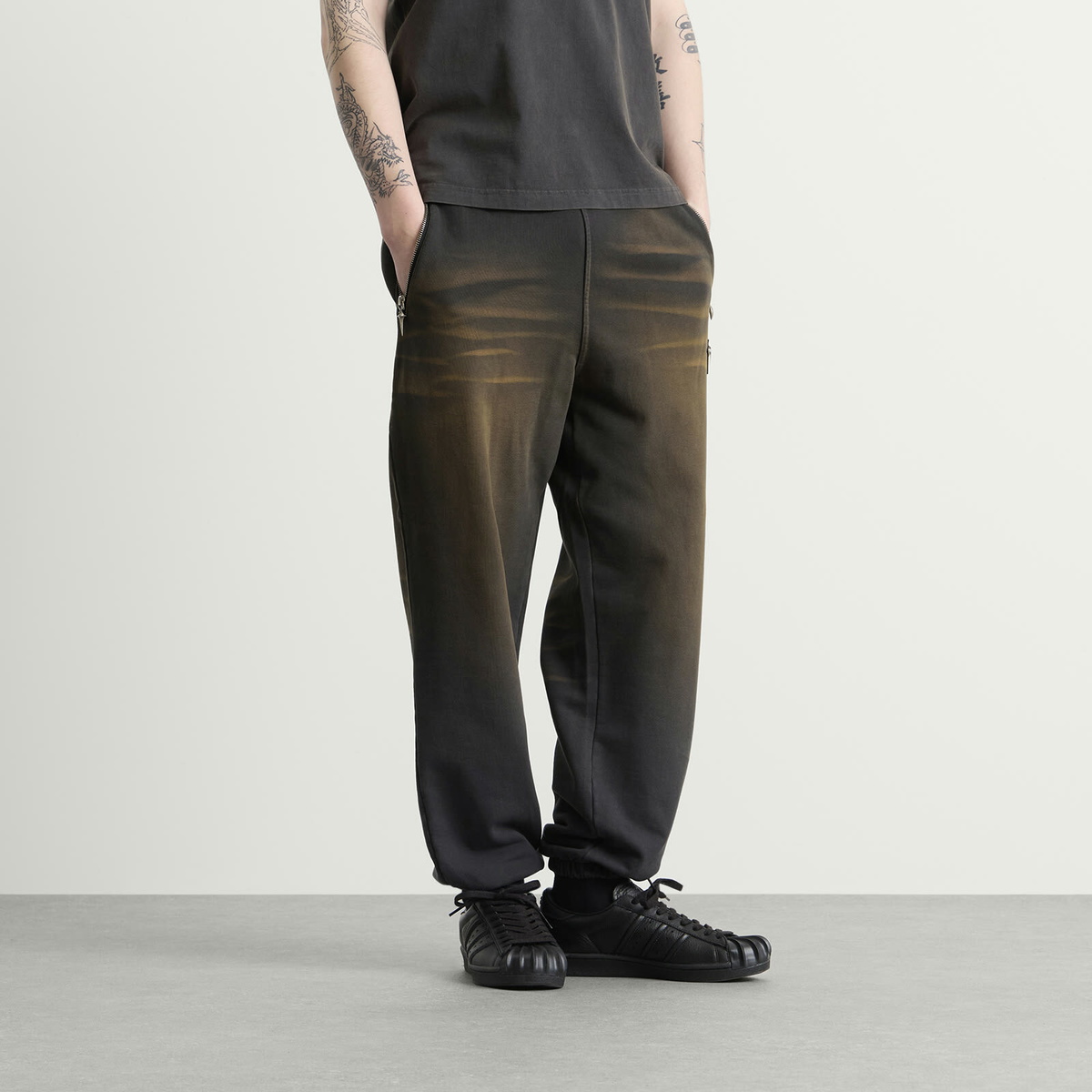 Thug Club Men's Faded Sweatpant in Rust Black