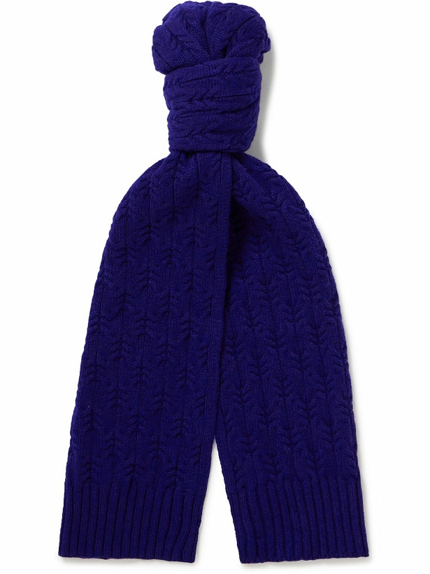 Photo: Mr P. - Lamaine Cable-Knit Wool Scarf