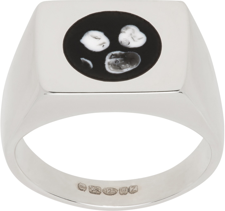 Photo: Ellie Mercer Silver & Black Circle Resin Signet Ring