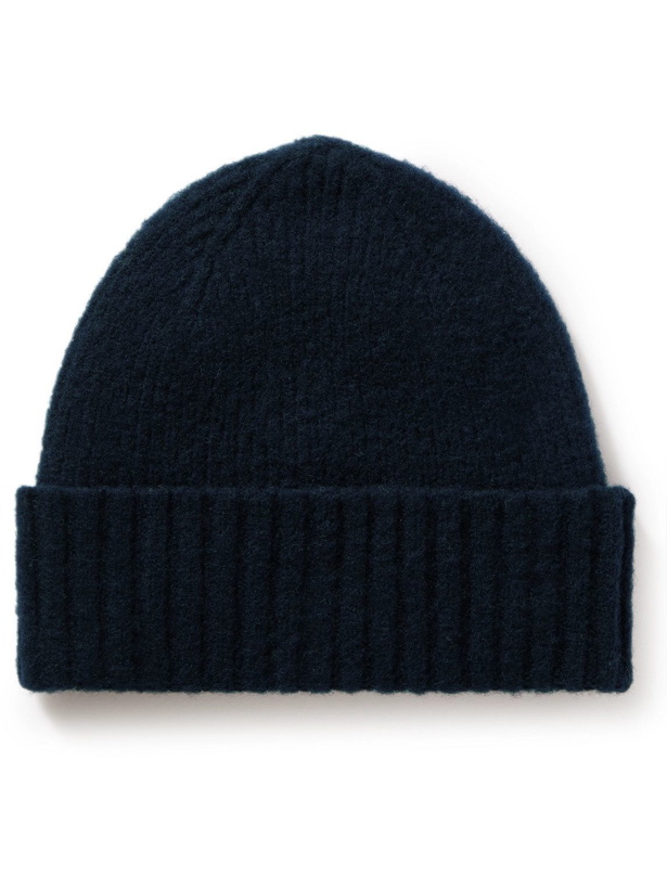 Photo: Mr P. - Ribbed Brushed-Lambswool Beanie