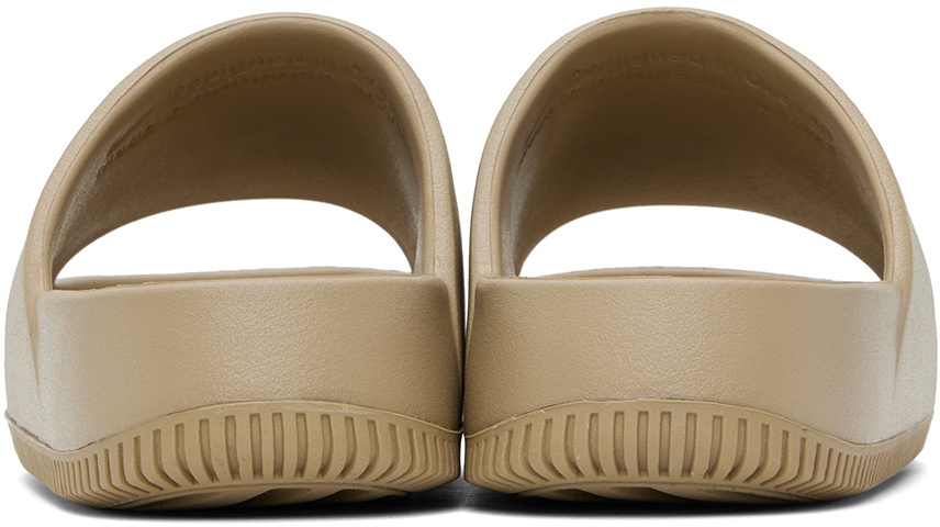 Beige nike slides shops