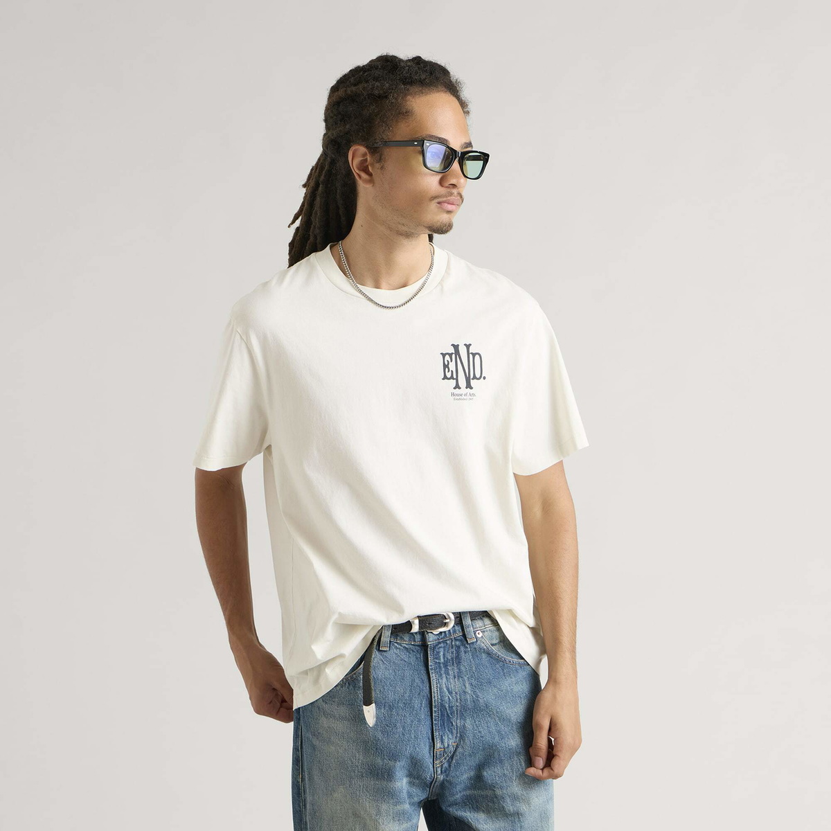 END. Mono T-shirt in Smoke White
