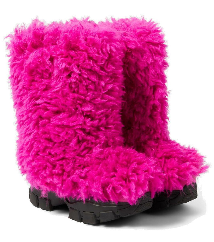 Photo: Goldbergh Bushy faux fur snow boots