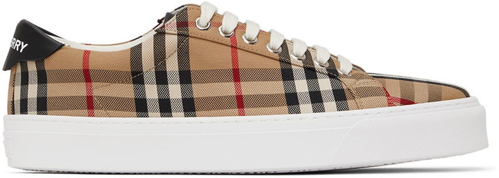 Photo: Burberry Beige Rangleton Sneakers