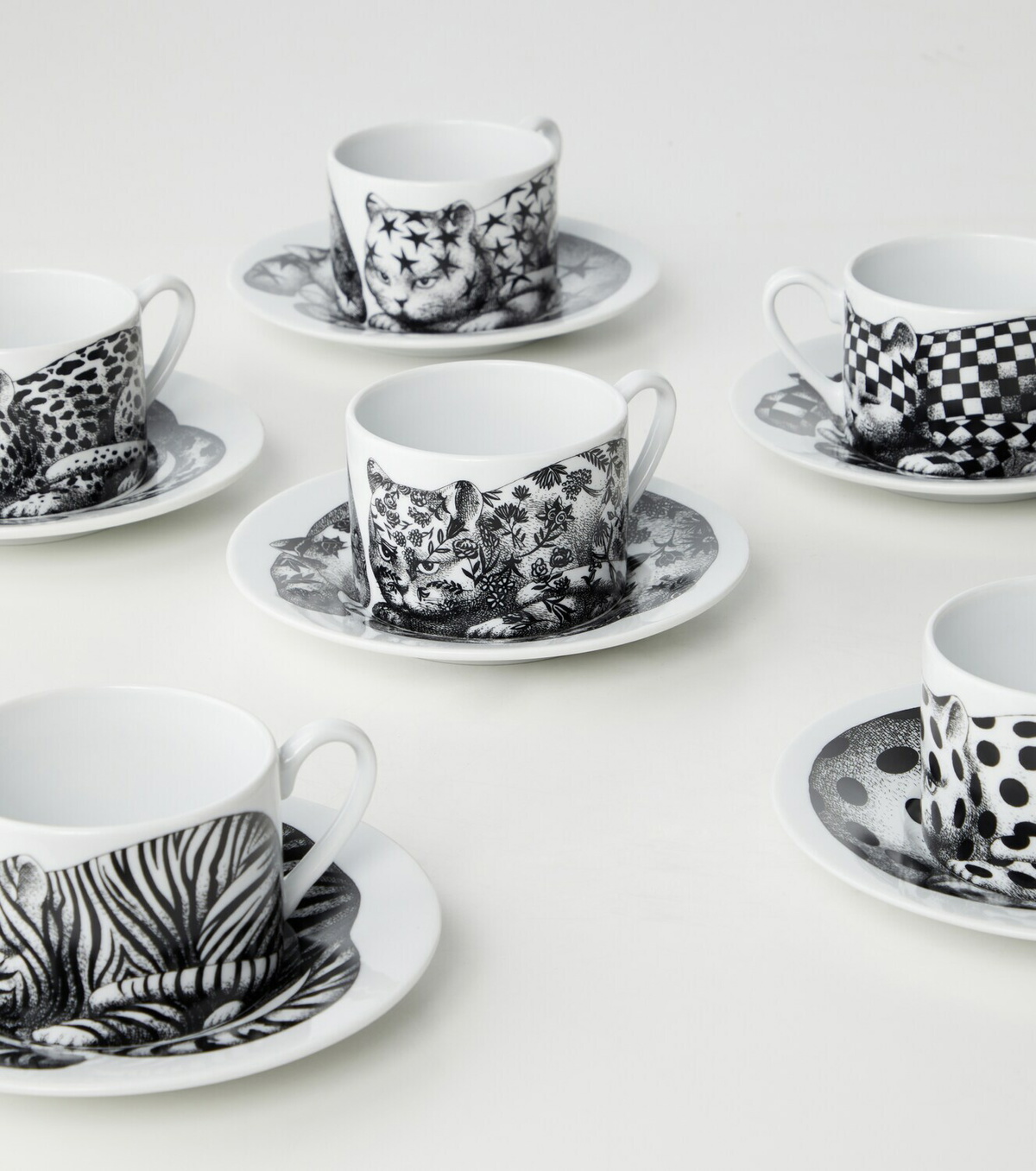 Fornasetti High Fidelity set of 6 porcelain teacup and saucer set