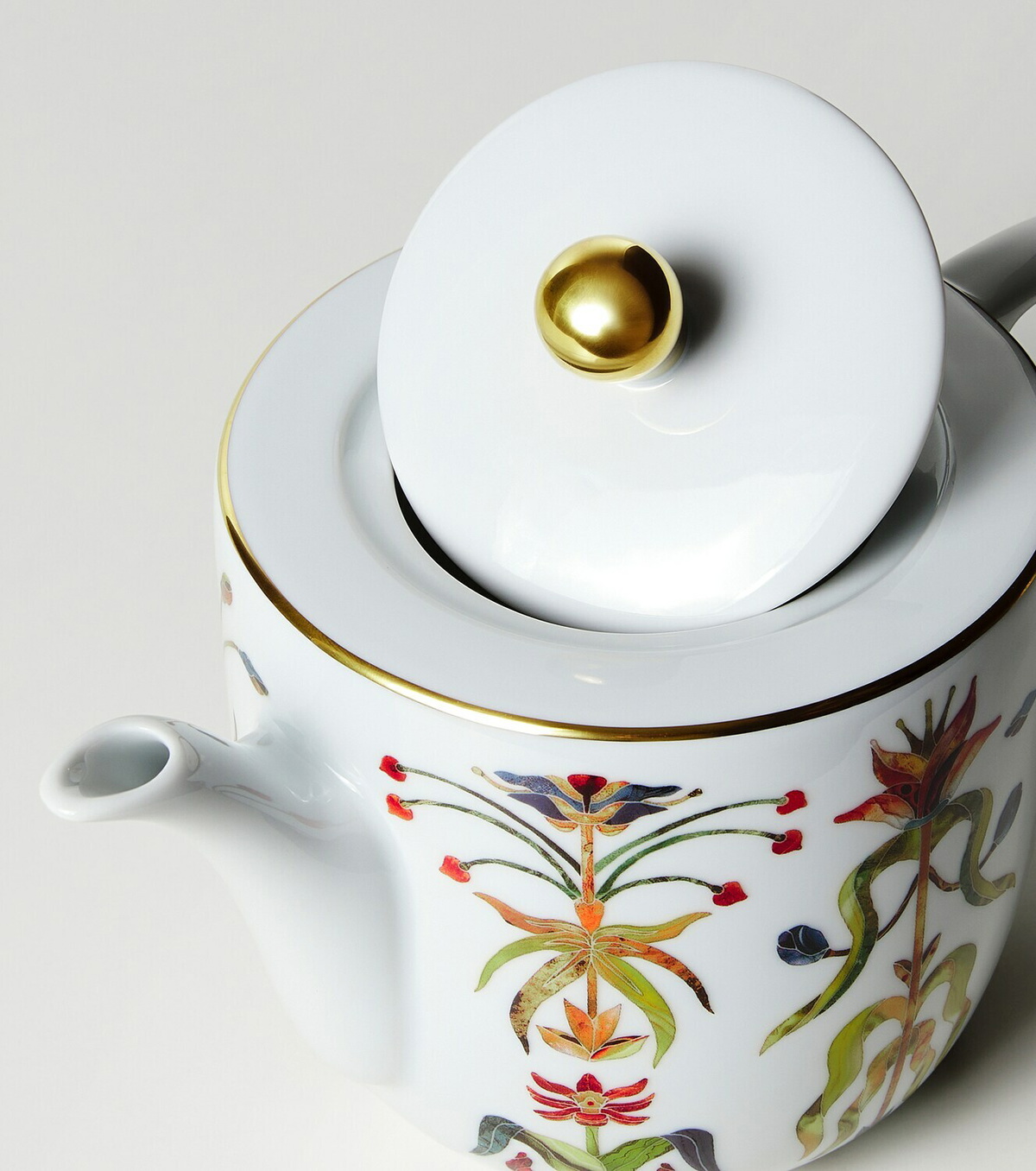 L'Objet Grand Tour porcelain teapot