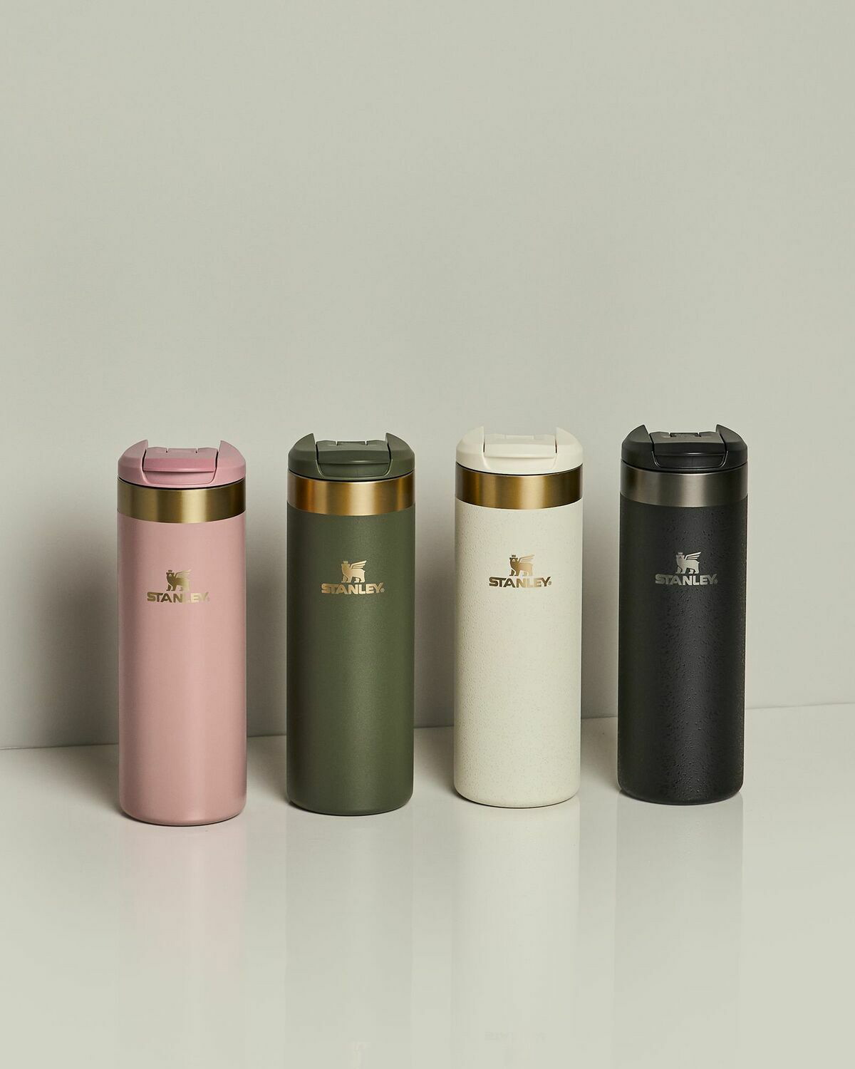 Stanley The Aerolight™ Transit Bottle Black Mens Outdoor Equipment