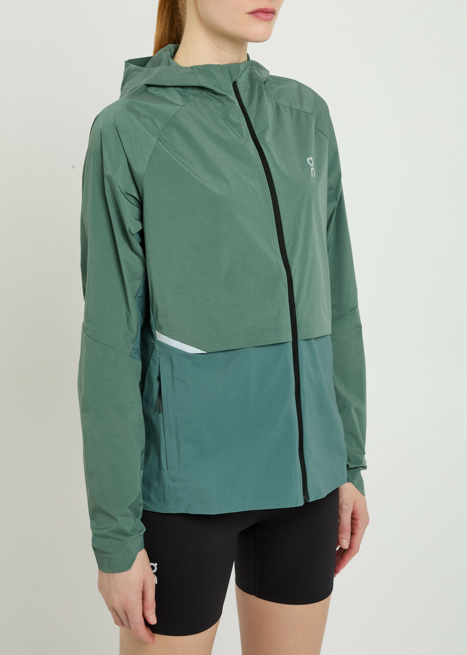 ON Core Hooded Shell Jacket Olive