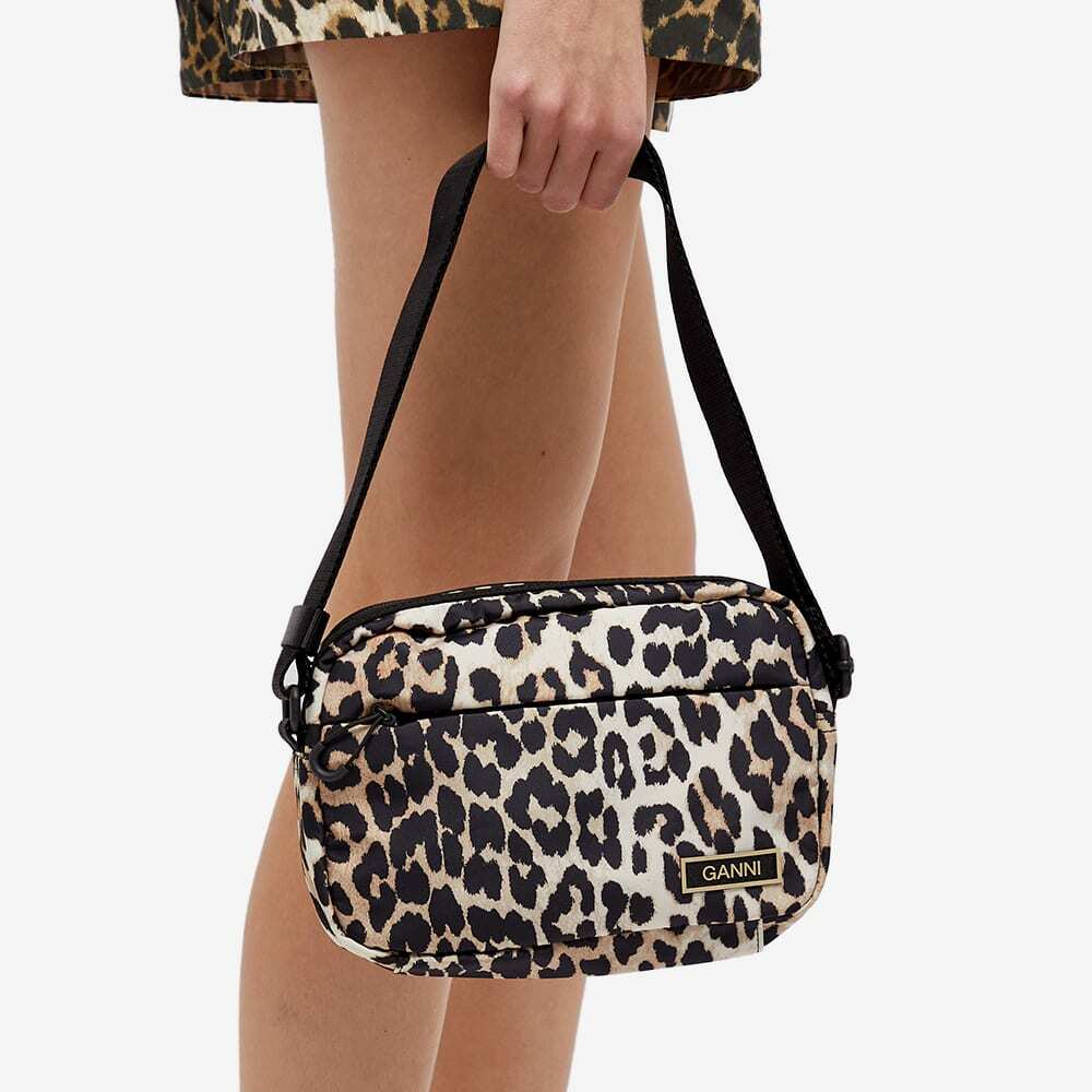GANNI☆Leopard Tech ハンドバッグ♪【送料込】 Ganni Leopard Tech Mini Crossbody Bag in Black | Lyst