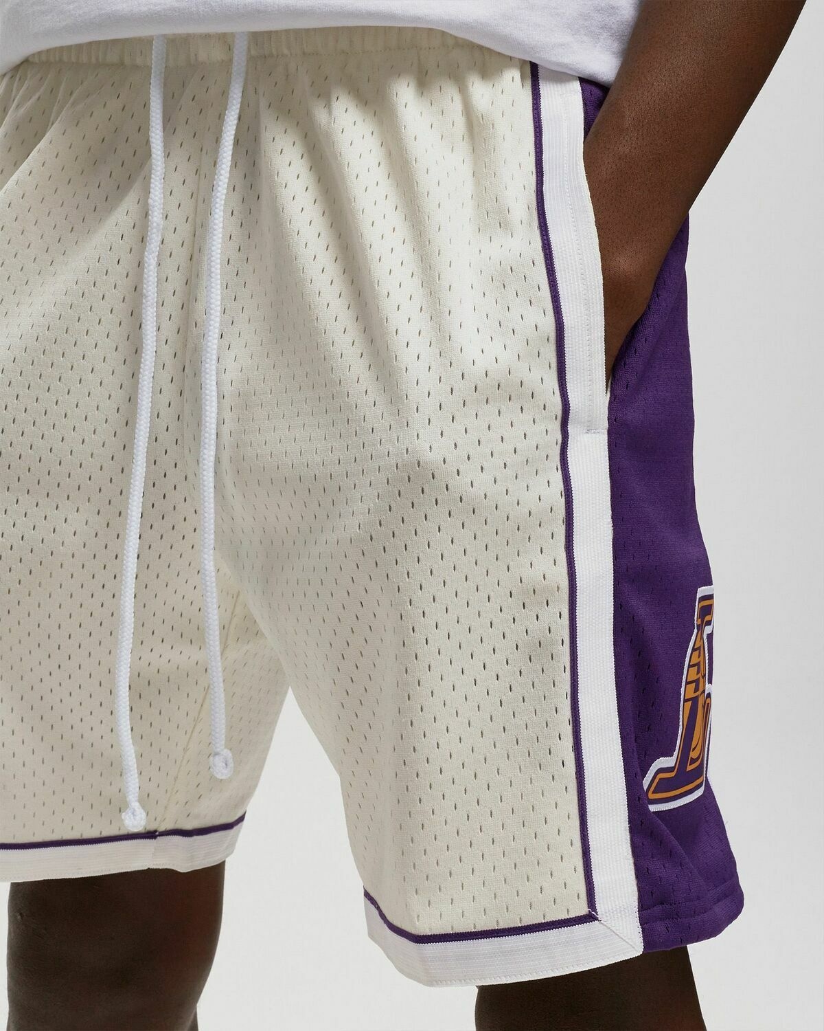 Mitchell & Ness Nba Cream Team Color Swingman Shorts Lakers 2009 White - Mens - Sport & Team Shorts