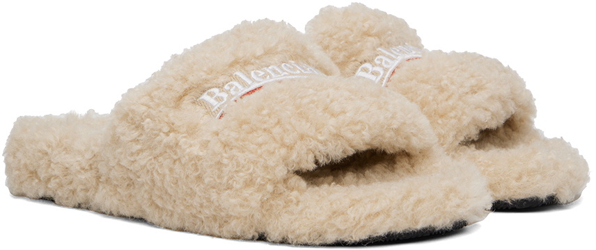 【新品未使用】BALENCIAGA Furry Slide 35 ベージュ Balenciaga Furry Slide Sandals | Saks Fifth Avenue